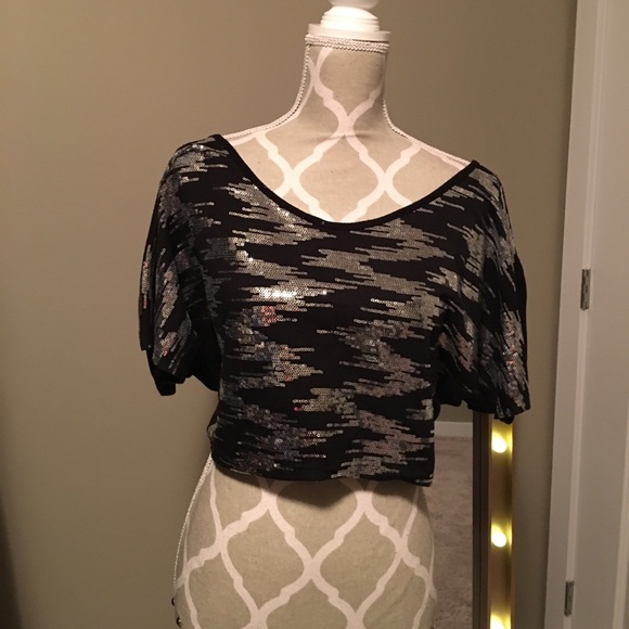 Blouse - Picture 2 of 7